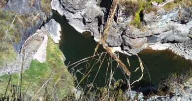 ESPECIALISTAS DE CULTURA CUSCO SE DESPLAZAN AL DISTRITO DE QUEHUE  PARA EVALUAR DAÑOS TRAS DESPRENDIMIENTO DEL PUENTE Q’ESWACHAKA
