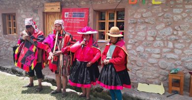 PRIMERA FERIA DE LA MEMORIA EN LA COMUNIDAD DE JAPU – Q’ERO REUNIÓ A 170 PARTICIPANTES EN UN ENCUENTRO POR LA PRESERVACIÓN CULTURAL PRIMERA FERIA DE LA MEMORIA EN LA COMUNIDAD DE JAPU – Q’ERO REUNIÓ A 170 PARTICIPANTES EN UN ENCUENTRO POR LA PRESERVACIÓN CULTURAL