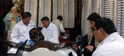 Dirección de Cultura de Cusco realiza trabajos de conservación de la imagen del Señor de los Temblores con tecnología especializada