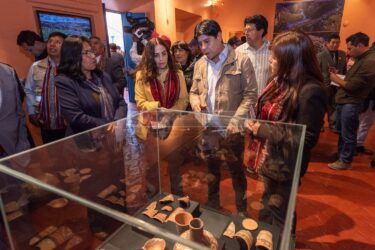 Más de mil años de historia altoandina se exhiben en la exposición «T’aqrachullo: El tiempo superpuesto. La historia que se escribe»